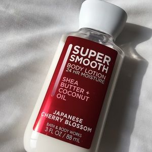 Bath & Body Works Japanese Cherry Blossom Lotion